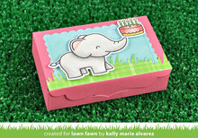 Load image into Gallery viewer, elphie selfie