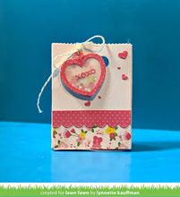 Load image into Gallery viewer, heart shaker gift tag
